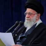 حضرت آیت‌الله خامنه‌ای رهبر معظم انقلاب اسلامی :همه برای سلامت این جمع خدمت‌گزار دعا کنند
